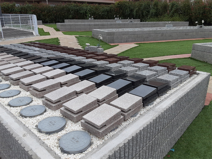 納骨と埋葬専用のペット墓地